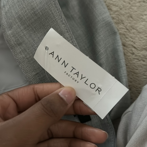 Women’s dress pants/trousers. Grey, Curvy through hip and thigh. Size 14 - Picture 6 of 8